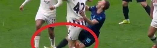 丑陋的意甲彻底没救！明目张胆黑国米，蓝黑军团遭遇各种不公判罚