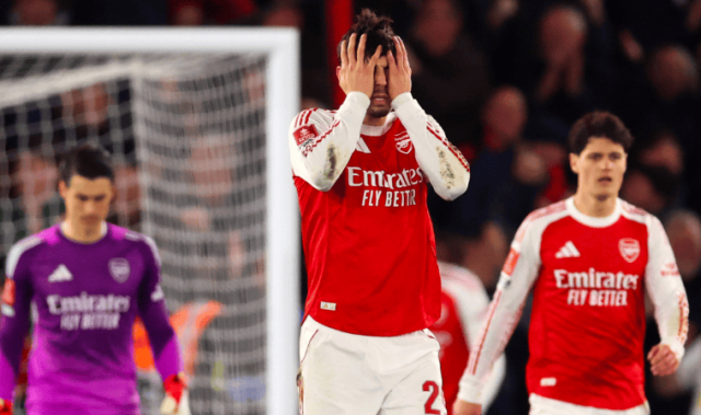 阿森纳连输3场或丢3冠，阿尔特塔习惯性收官崩盘，瓜迪奥拉躺赢？