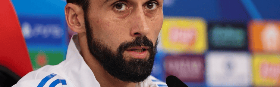 阿韦罗亚是名好教练，风格介于安切洛蒂和穆里尼奥之间