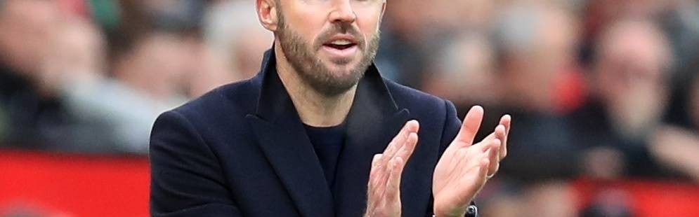 马奎尔降薪续约曼联：从8700万标王到12万周薪，他用忠诚赢下尊重