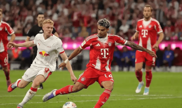 【欧冠重磅】意甲独苗惨遭重创！拜仁钢铁洪流碾压贝尔加莫，凯恩复出剑指大屠杀？