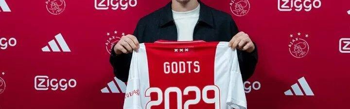 曼联与阿贾克斯正式接触，商谈20岁边锋霍茨转会