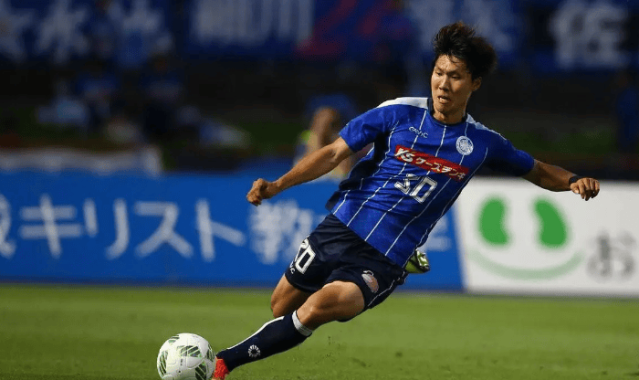 周日023 意甲 科莫VS罗马比分分析